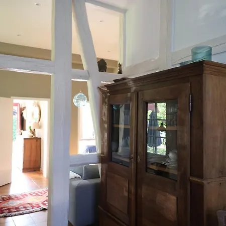 Altes Schulhaus In Der Lueneburger Heide 아파트